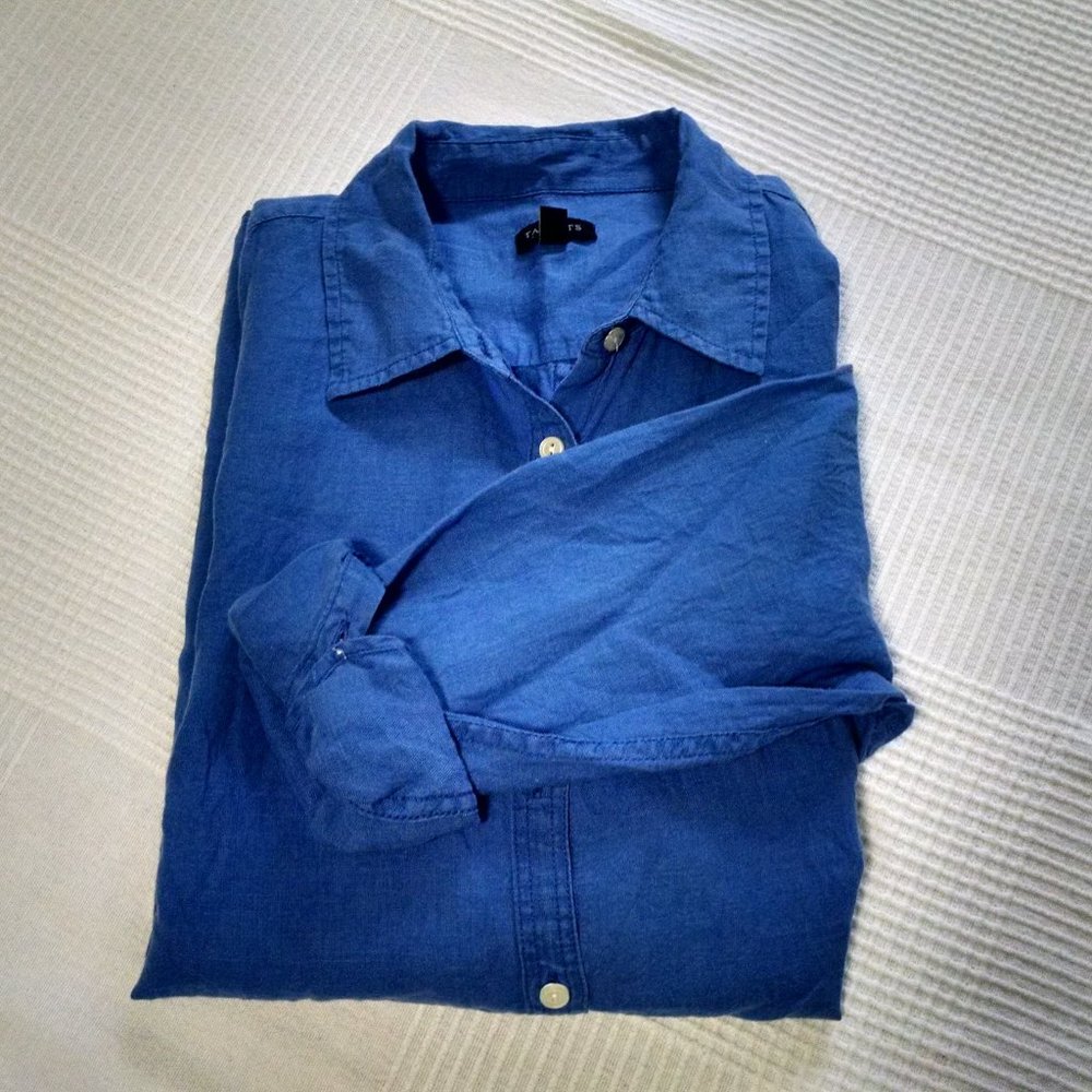 Talbots cornflower blue linen button down shirt M